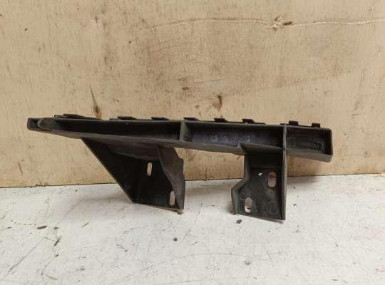 купить Кронштейн бампера на Audi Q7 (4L)