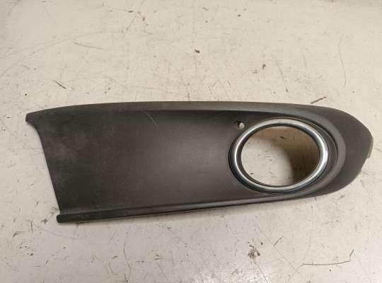 купить Решетка (заглушка) бампера на Volkswagen Polo Mk5 (6R/6C)