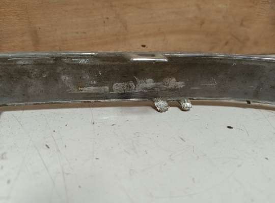 купить Молдинг бампера на Volkswagen Touareg II (7P)