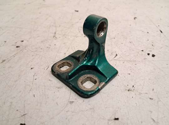 купить Петля двери на Mercedes-Benz A (W168)