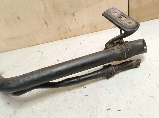 купить Горловина топливного бака на Nissan Note (E11)