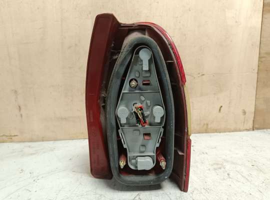 купить Фонарь задний на Fiat Palio (178)