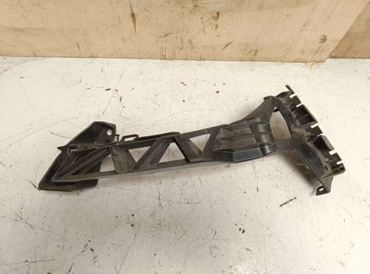 купить Кронштейн бампера на Peugeot 207