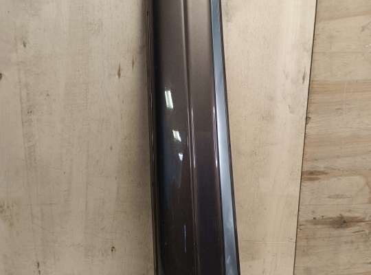 купить Накладка двери на Volkswagen Tiguan I (5N)