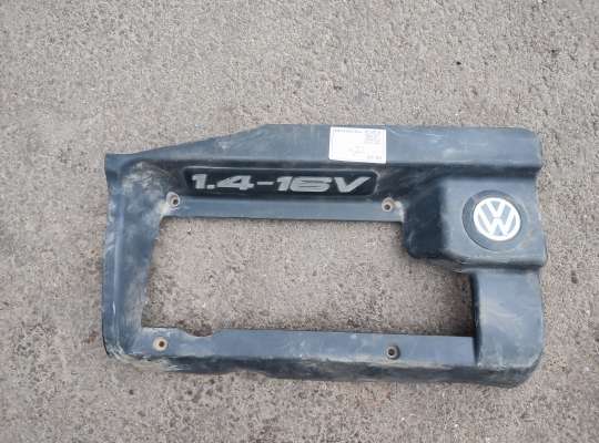 Крышка ДВС (декоративная) VG1607283 на Volkswagen Golf IV (1J)