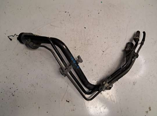Горловина топливного бака TT849722 на Toyota Yaris P9