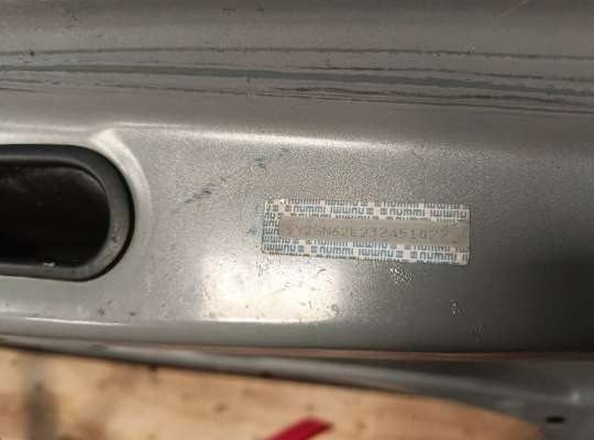 купить Крышка багажника на Pontiac Vibe