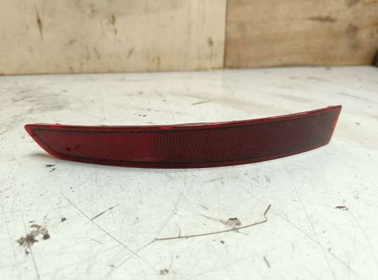 купить Отражатель в бампер на Volkswagen Jetta VI (1B)