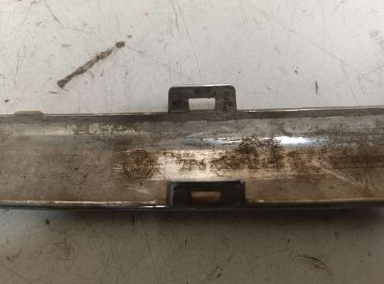 купить Молдинг бампера на Volkswagen Touareg II (7P)