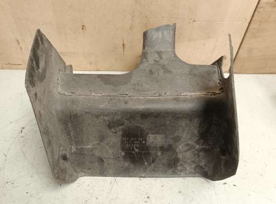 купить Крышка консоли кондиционера на Volkswagen Transporter T4