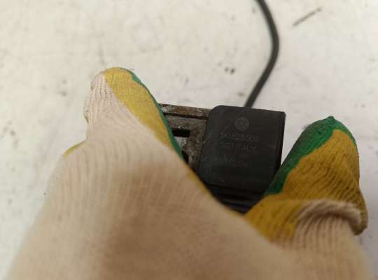 купить Замок капота на Volkswagen Golf VI (5K)