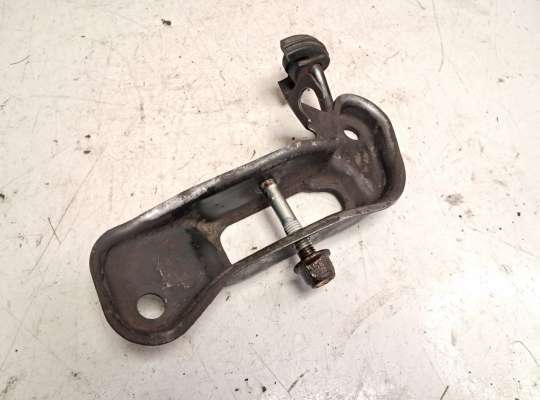 купить Кронштейн заднего рычага на Ford Mondeo III