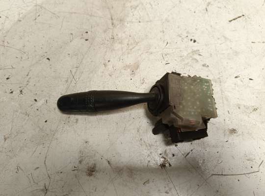 купить Переключатель дворников на Pontiac Vibe