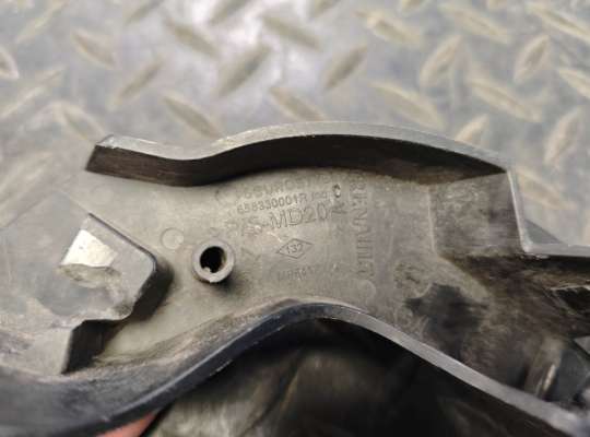 купить Накладка петли капота на Renault Master III