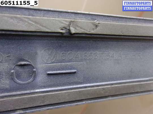 купить Накладка двери задней правой на Volkswagen Polo Mk4 (6Q/9N3)