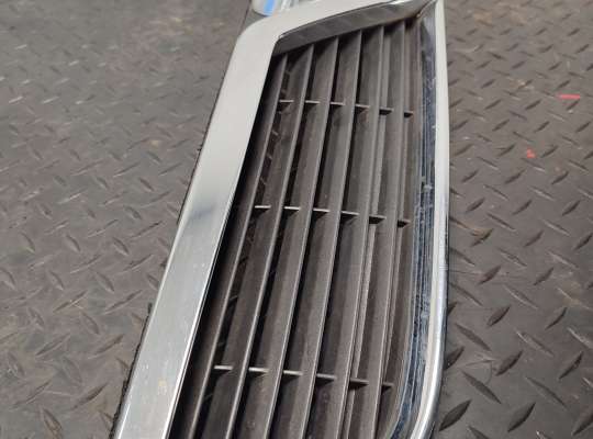 Решетка радиатора на Opel Vectra C
