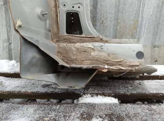 купить Четверть(Отрез) передняя правая на Pontiac Vibe