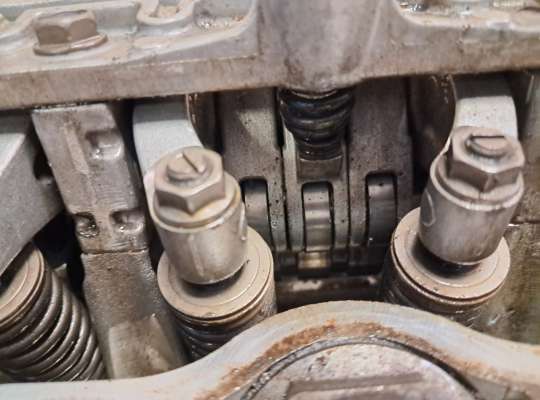 Головка блока цилиндров (ГБЦ в сборе) на Honda CR-V III (RE) 