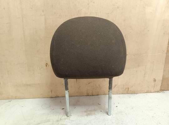 Подголовник на Ford Focus I