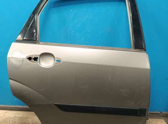 купить Дверь боковая на Ford Focus I