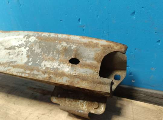 купить Усилитель бампера на Ford Focus I