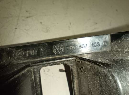 купить Кронштейн бампера на Volkswagen Touareg II (7P)