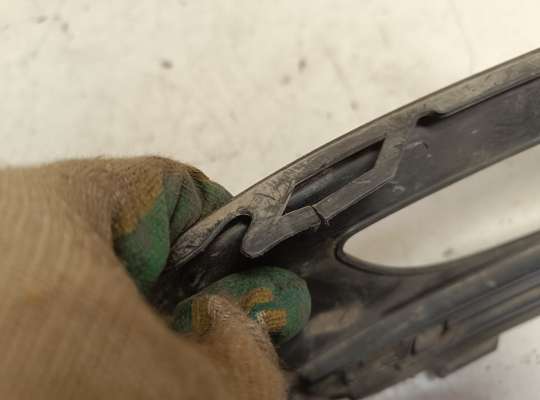 Решетка (заглушка) бампера на Volkswagen Polo Mk5 (6R/6C)