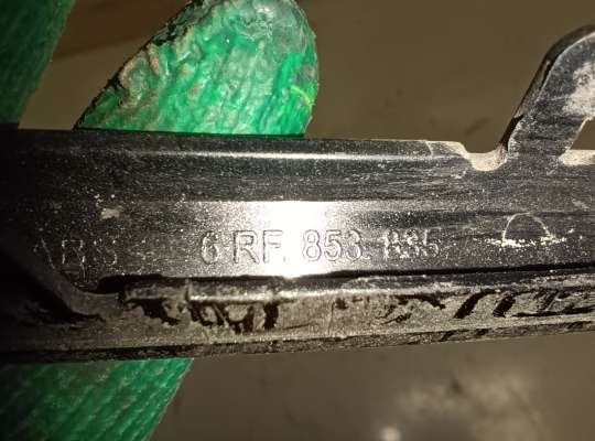 купить Молдинг заднего бампера на Volkswagen Polo Mk5 (6R/6C)