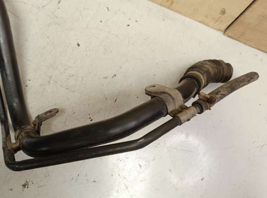 Горловина топливного бака на Toyota Camry XV10