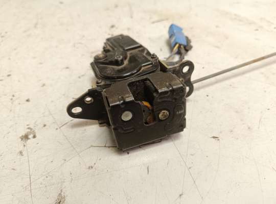 купить Замок стекла багажника на Pontiac Vibe