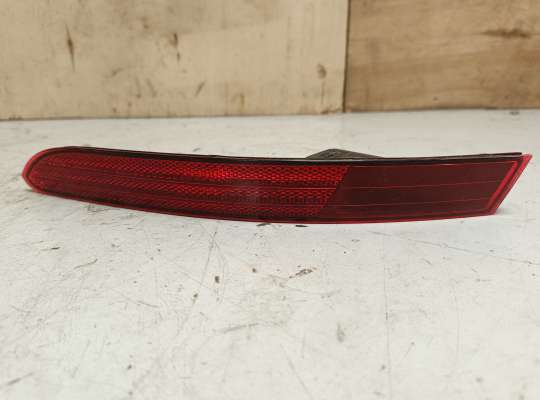 купить Отражатель на Volkswagen Touareg II (7P)