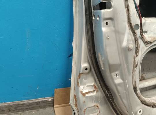 Дверь боковая на Pontiac Vibe