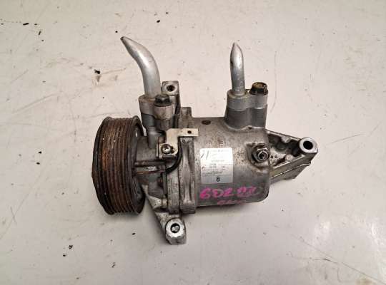 Компрессор кондиционера NS888093 на Nissan Juke