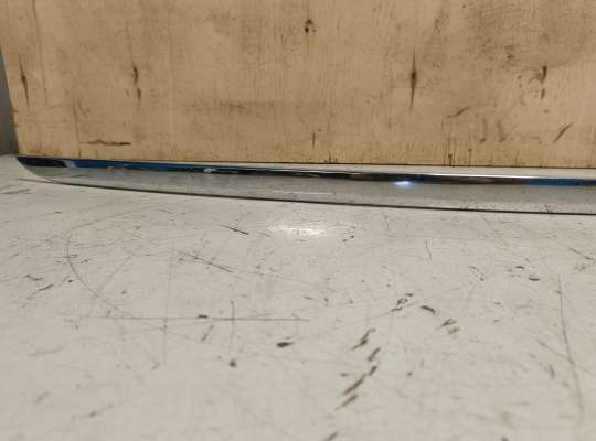 купить Молдинг крышки багажника на Volkswagen Passat B7 (36)