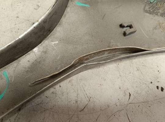 купить Накладка (расширитель) на крыло на Pontiac Vibe