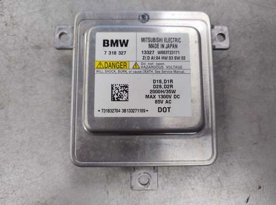 Блок управления ксеноновыми фарами BM2082382 на BMW 1 (F20/F21)