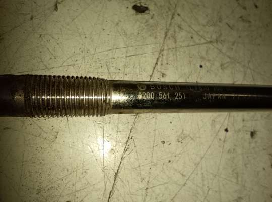 купить Свеча накала на Renault Master III