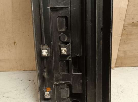 купить Накладка двери Volkswagen Touareg R-Line на Volkswagen Touareg II (7P)