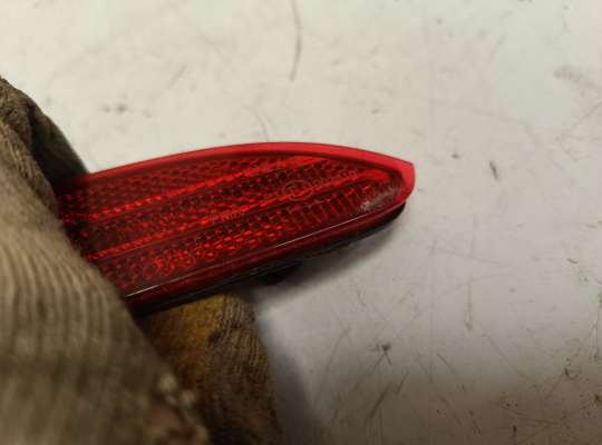 купить Отражатель на Volkswagen Touareg II (7P)