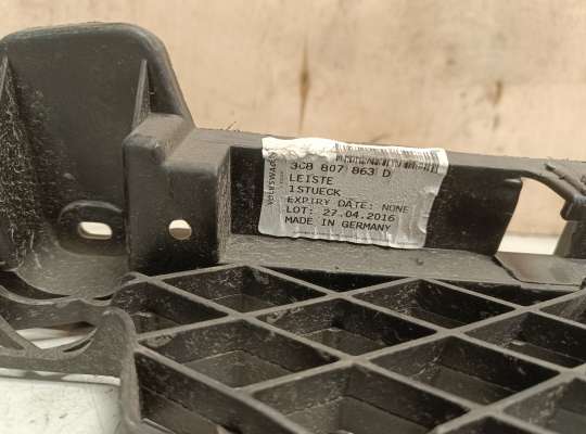 Кронштейн бампера на Volkswagen Passat CC (357)