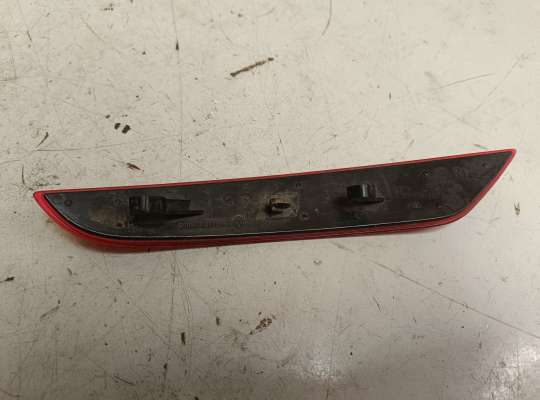 купить Отражатель на Volkswagen Golf VI (5K)