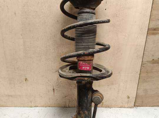 купить Стойка подвески амортизационная на Pontiac Vibe