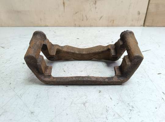 купить Скоба суппорта на Renault Scenic I