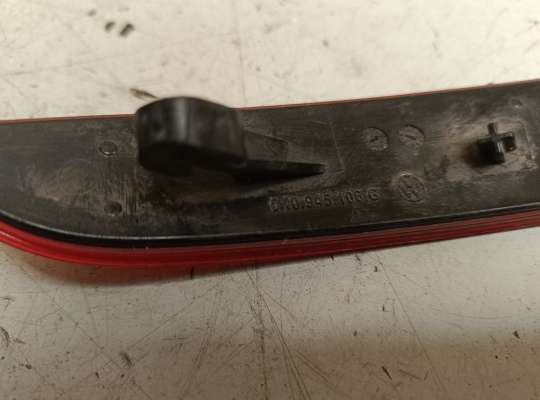 купить Отражатель на Volkswagen Golf VI (5K)