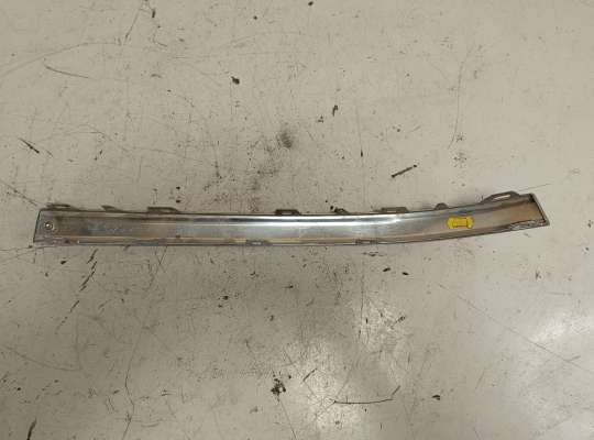 купить Молдинг бампера на Volkswagen Touareg II (7P)