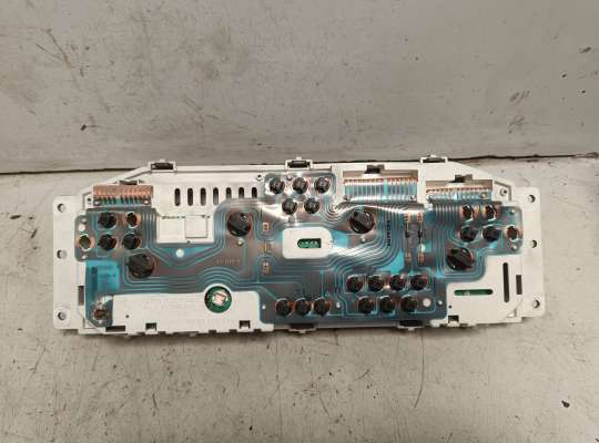 купить Приборная панель (Щиток) на Opel Frontera B