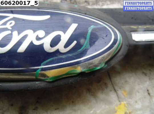 купить Решетка радиатора на Ford Focus III