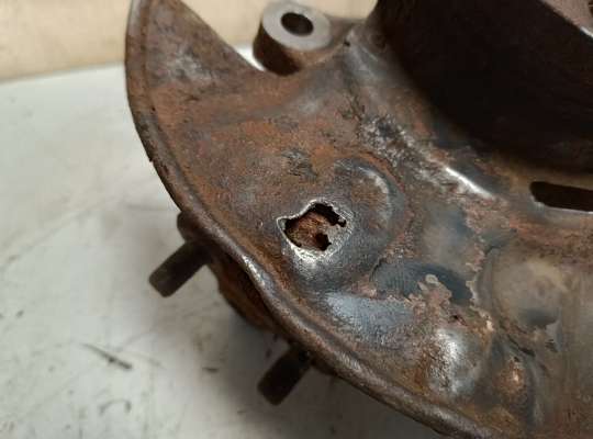 купить Кулак подвески на Pontiac Vibe