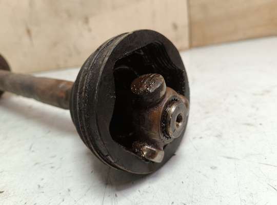 купить Приводной вал (Полуось в сборе) на Pontiac Vibe