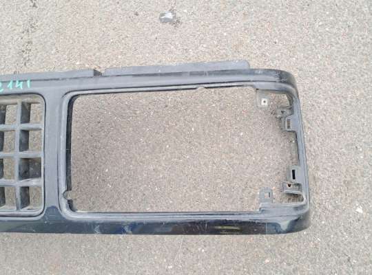 купить Решетка радиатора Trooper I на Isuzu Trooper II (LS)